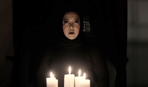 Risa Saraswati Ciptakan Lagu Ivanna Terinspirasi Hantu Belanda Yang