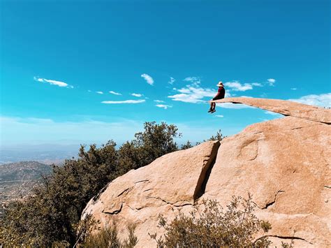 San Diego Hike To The Famous Potato Chip Rock — The Massey Adventures