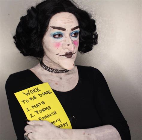 Viola Swamp / Miss viola swamp is the meanest, most horrifying