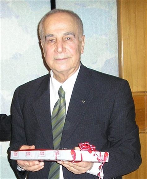 Most of the directors have direct and indirect interest with company. Kamil Ibrahim - Bilder, News, Infos aus dem Web
