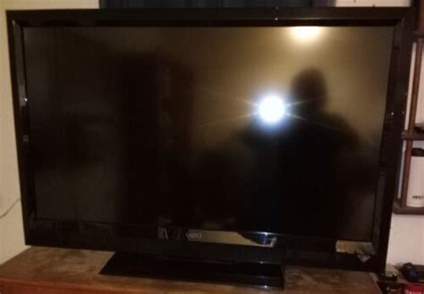 Vizio E321vl 32 720p Hd Lcd Television With Remote Control Ebay