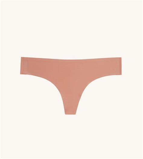 The Most Comfortable Thongs Of 2020 According To ‘glamour Editors