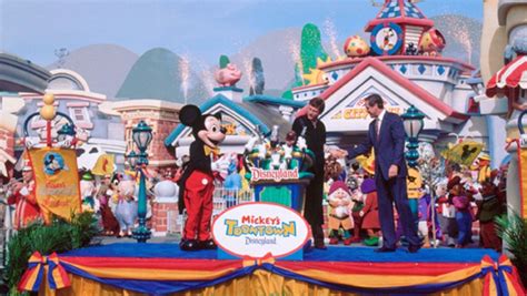 Mickeys Toontown Opens At Disneyland D23