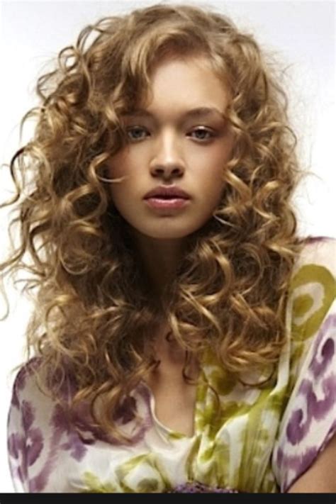 Pin By Shyla Cunningham On Curly Hair Curly Hair Styles Naturally