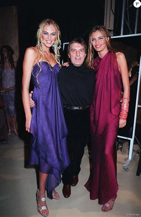 Emanuel Ungaro Collection Haute Couture Printemps été En 1999 à Paris