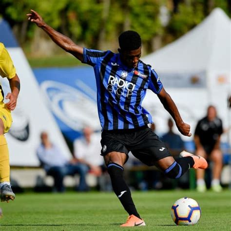 This article contents earlier life of amad diallo age, date of birth, nationality, his family, sibling, friends amad diallo net worth, salary, how much he earns from his career? Amad Diallo / Man Utd two steps away from £36.3m January deal as big ... - He will join united ...