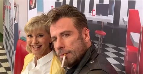 The shake, which travolta calls the four corners, was introduced when grease's choreographer needed a step at the end of you're the one that i want. Grease, il ritorno dopo 41 anni: John Travolta e Olivia ...