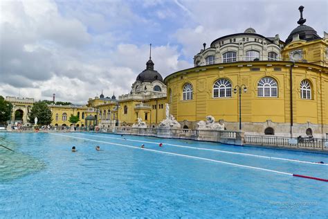 Hungary Széchenyi Baths in Budapest Idelish