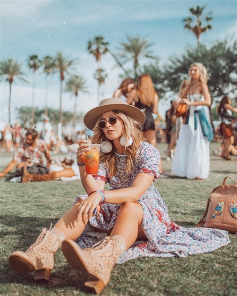 Round Up 8 Ways To Dress For A Summer Concert Music Festival Outfits
