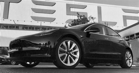 Tesla Drastically Expands Service Network As Model 3 Deliveries Start