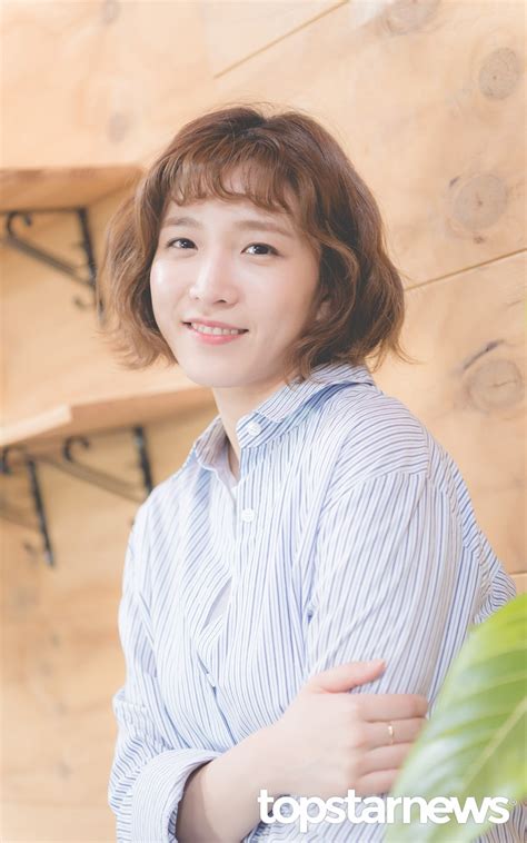Join facebook to connect with 이초희 and others you may know. 인터뷰 '사랑의 온도' 이초희, "현수 언니 배울 점이 많은 ...