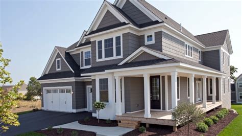 Gauntlet Gray And Pure White By Sherwin Williams Gray House Exterior