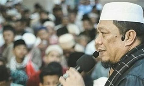 Tim Bareskrim Polri Tangkap Ustad Muhammad Yahya Waloni Legion News