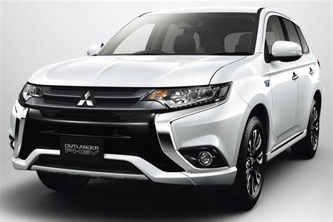 Mitsubishi Outlander Phev Facelift Japan Paul Tans Automotive News