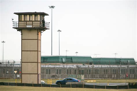 Inmates Take Employees Hostage At A Delaware State Prison The New