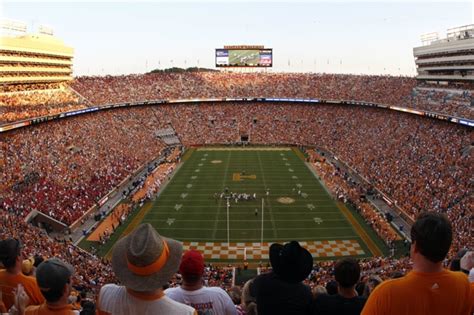 20 Biggest College Football Stadiums Page 17