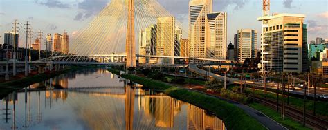 São paulo liegt im südosten brasiliens, direkt am atlantik und ist die drittgrößte stadt der welt und die größte lateinamerikas. Reiseführer Sao Paulo, Brasilien - Entdecken Sie Sao Paulo ...