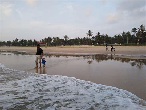 Payyambalam Beach Kannur 2020 What To Know Before You Go With
