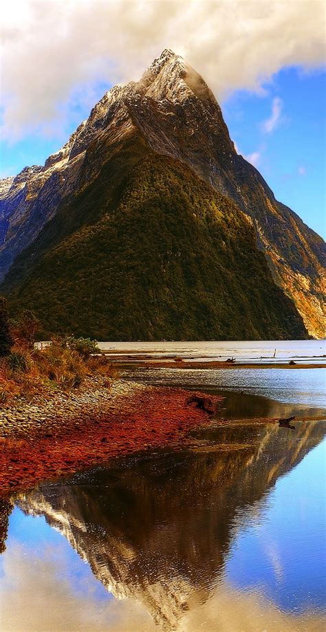 Mitre Peak Milford Sound Fiorland South Island New Zealand New