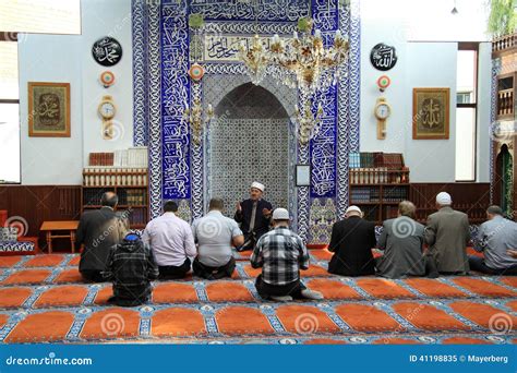 Praying Muslims Editorial Image Image Of Temple Speech 41198835