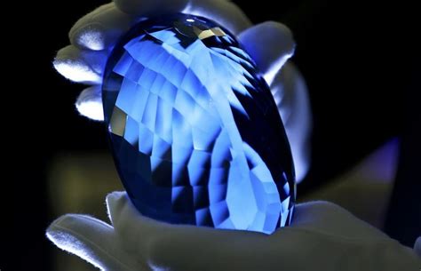 Blue Topaz Gemstone Largest Of Its Kind To Go In Display In Uk Reuters