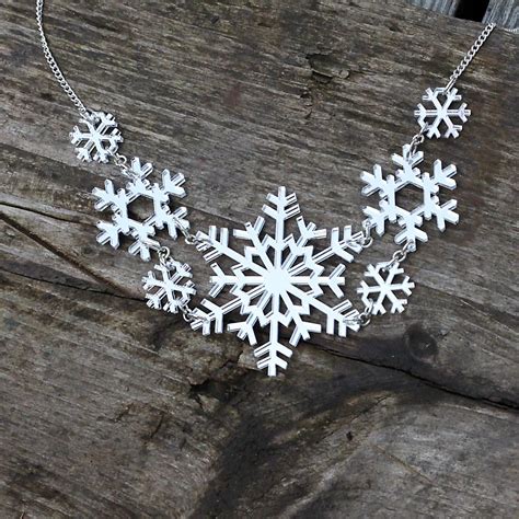 Swank Jewellery — Snowflake Necklace