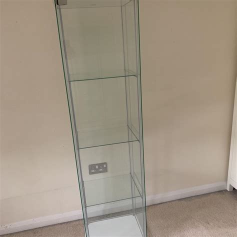 Ikea 3 Tier White Glass Display Cabinet In En6 Hatfield Für 2000 £ Zum