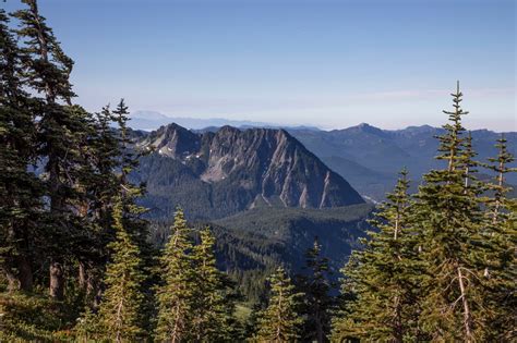 Everything You Need To Know About Hiking The Skyline Trail In Mount