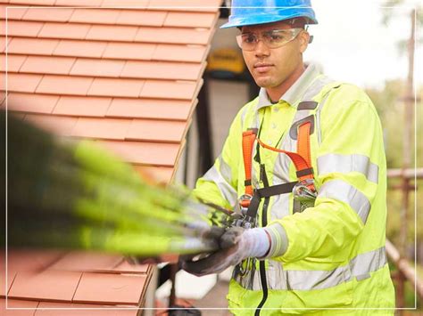 What Are The Perks Of Hiring A Local Gutter Contractor
