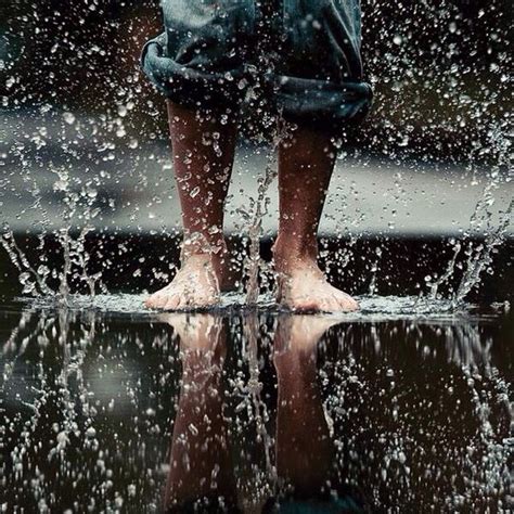 Pin By Irena On Barefooting Dancing In The Rain Walking In The Rain I Love Rain