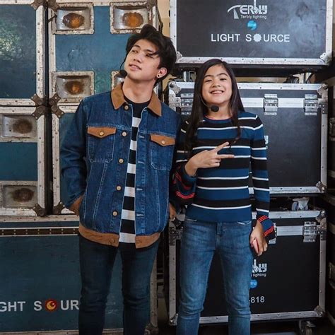 Kalina oktarani resmi dilamar vicky prasetyo. 9 OOTD ala Ranz Kyle dan Niana Guerrero, Sibling Goals ...