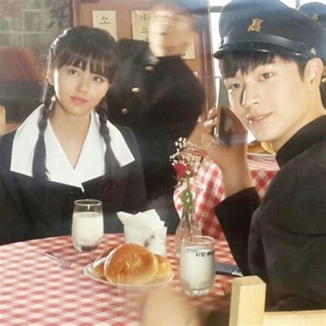 Btob's yook sungjae, handsome looks that heals the monday blues. 김소현, 비투비 육성재와 광고 촬영 '찰칵'…"옛날 교복 어울려요?" - 이투데이
