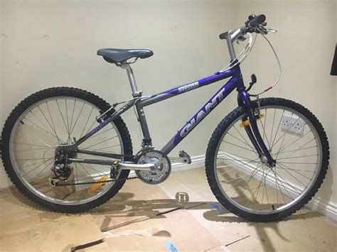 Great 26inch Giant Boulder Mountain Bike In Good Condition In