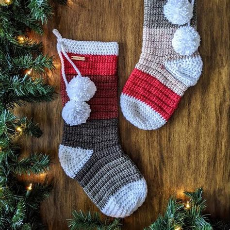 12 Best Crochet Christmas Stocking Patterns For Beginners