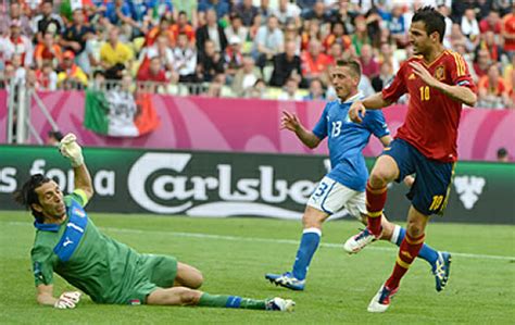 El instituto polaco de cultura nos invita a participar en un el seleccionador puso su cargo a disposición de la rfef si españa fracasa en la eurocopa 2012 y. Eurocopa 2012: España e Italia pactan un empate: 1-1