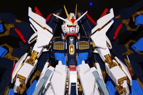 I just got into gundam models. guNjap: Perfect Grade Strike Freedom Gundam - Perfect Size ...