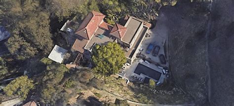 Christina Applegates Current Home In Los Angeles Since February 1995