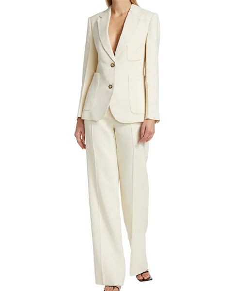 21 Wedding Suits For Women That Are Super Elegant Purewow