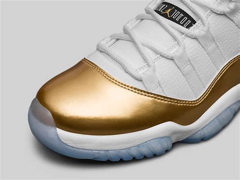Free delivery worldwide, airjordantrade.com online store buy now! NIKE AIR JORDAN 11 RETRO LOW "WHITE/METALLIC GOLD"が8/27に発売【直リンク有り】