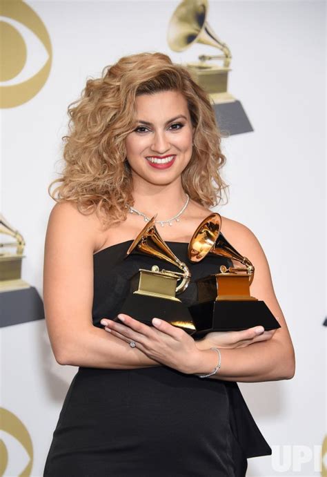 Photo Tori Kelly Wins Awards At The 61st Grammy Awards In Los Angeles