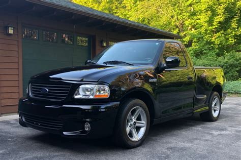 1700 Mile 2003 Ford F 150 Svt Lightning For Sale On Bat Auctions