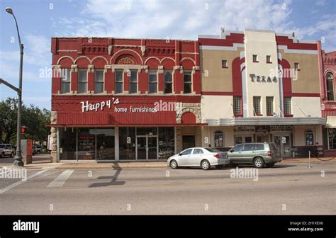 Waxahachie Tx Historic Downtown Waxahachie Texas Stock Photo Alamy