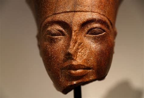 tutankhamen head sells for 6m at london auction despite egypt s ire middle east eye