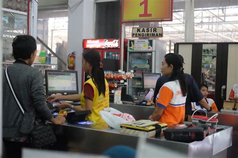 Pasaraya borong sakan 100% syarikat bumiputera islam. Lowongan Kerja PT Matahari Indah Sejahtera | Karir.com