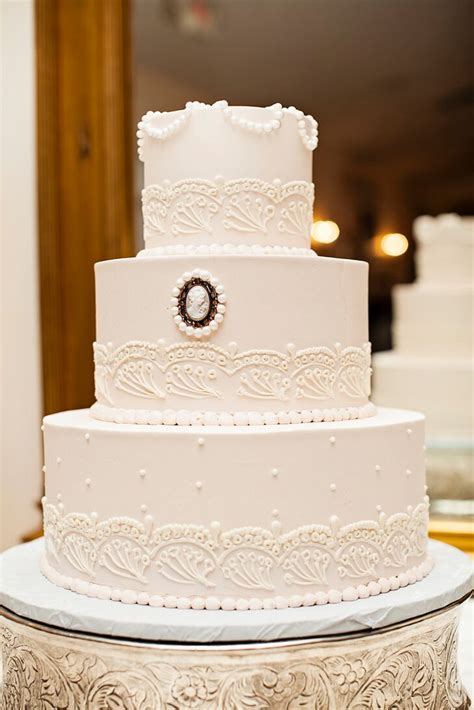 Elegant Buttercream And Cameo Wedding Cake