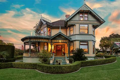 Historic Victorian House In San Diego County Asks 25m Curbed