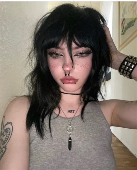 𝕷𝖎𝖑𝖑𝖞 Llilbby • Instagram Photos And Videos Pretty Makeup Edgy Makeup Goth Makeup Looks