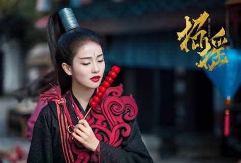 Top 10 latest chinese drama you must see in 2019 in the last few years, due to the international streaming from americas to far. 《招摇》首周登顶霸屏寒假 剧情高能网友求加更_娱乐_环球网