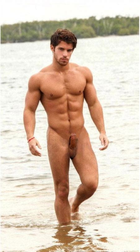 Ryan Seacrest nude photos