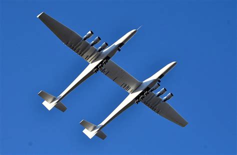 Stratolaunch Worlds Largest Airplane By Wingspan Takes Its First Flight